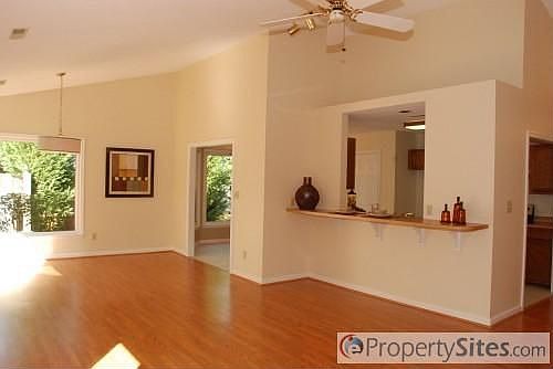 5th image of 5724 Wrenwood Dr