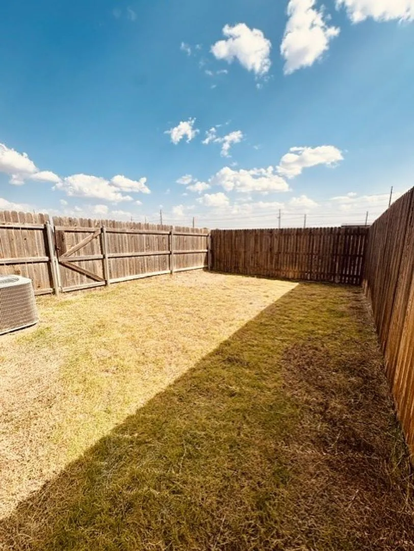 Beautiful 3 Bed 2 Bath In Cooper School District — Photo 4