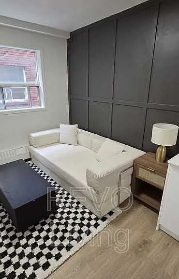 62 Triller Ave #204 — Photo 1