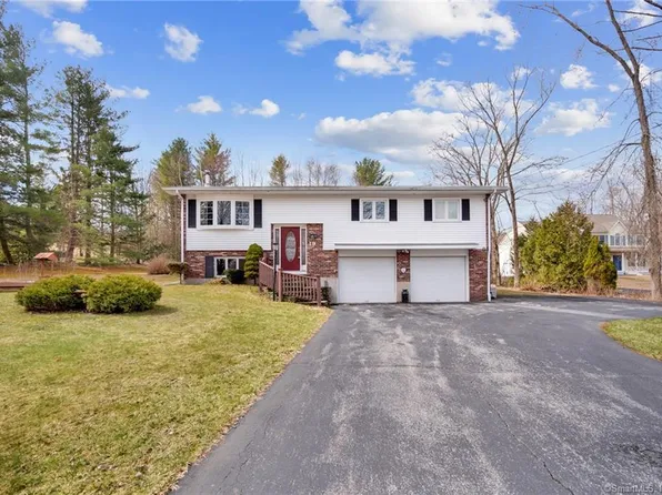 19 Andre Drive, Litchfield, CT 06778