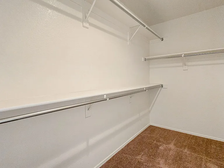 15062 W Piccadilly Rd — Photo 14