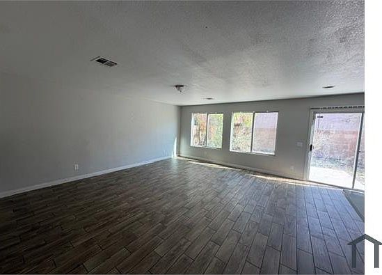 5th image of 5336 Chino Heights St