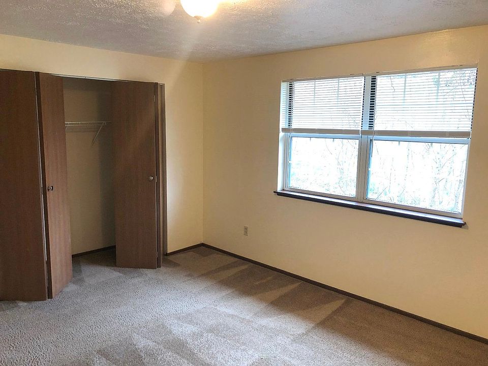 225 Hillview Ln Youngwood, PA, 15697 Apartments for Rent Zillow