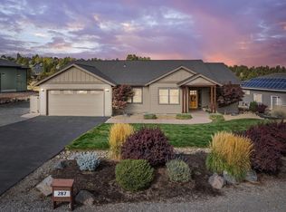 287 Highland Meadow Loop, Redmond, OR 97756