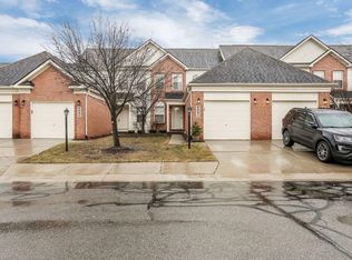 8897 Millington Ct, Belleville, MI 48111