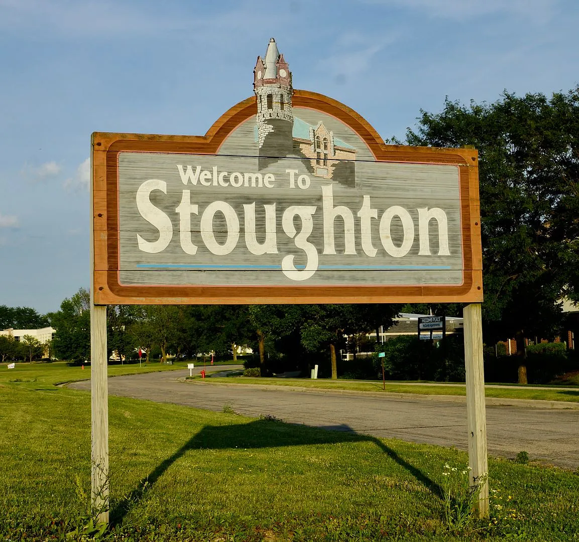 Stoughton Arms — Photo 3