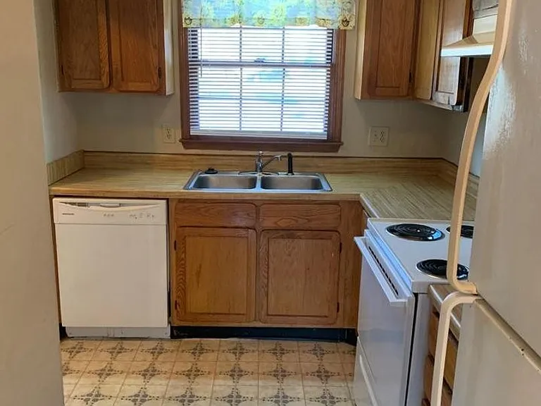 1025 Carolina Rd #P3 — Photo 1