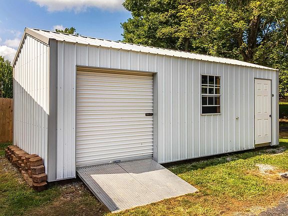 5th image of 11911 Carol Heights Ln