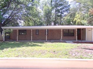 842 Green Knoll Dr, Jacksonville, FL 32221