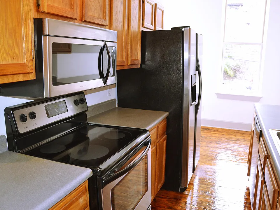 445 W McMicken Ave #2L