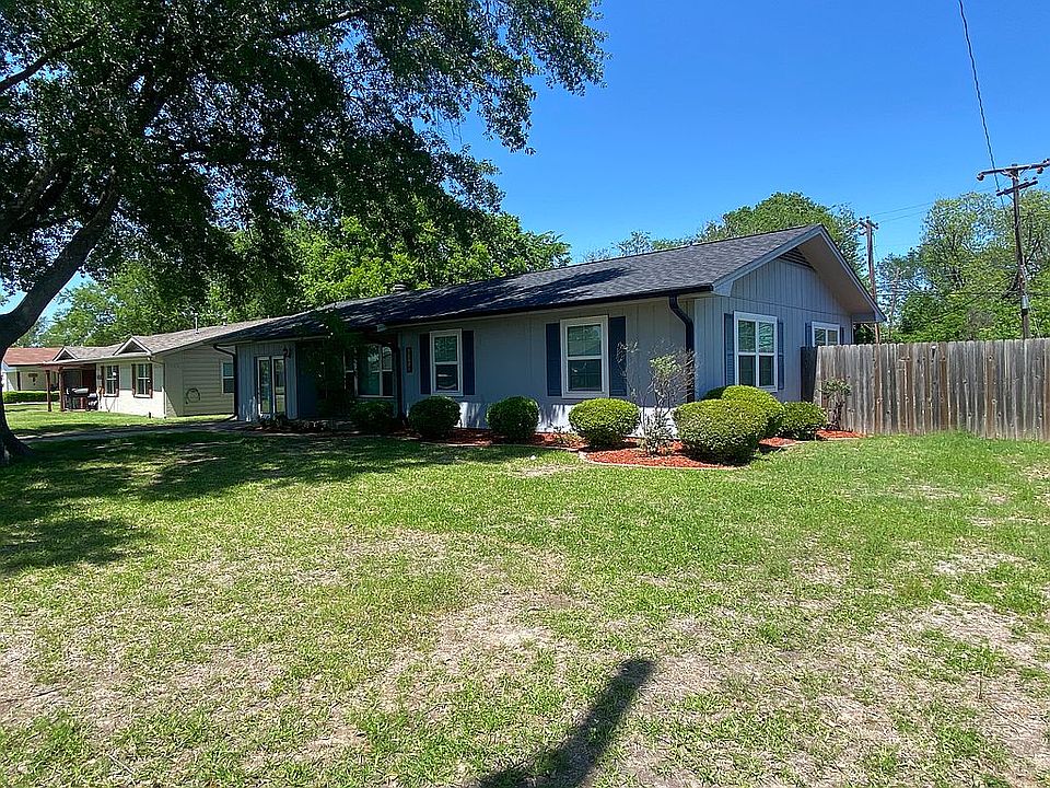 50021 Del Ra Dr, Greenville, TX 75402 | Zillow