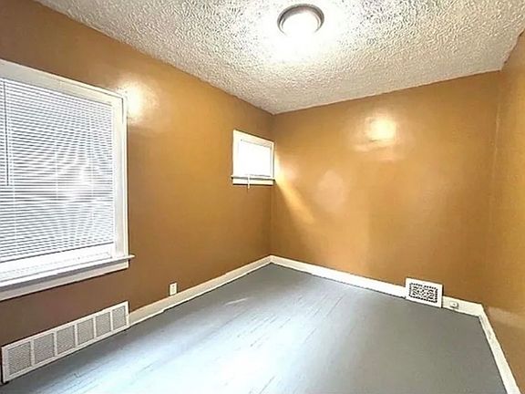 3rd image of 13436-13438 Hartford Rd #2