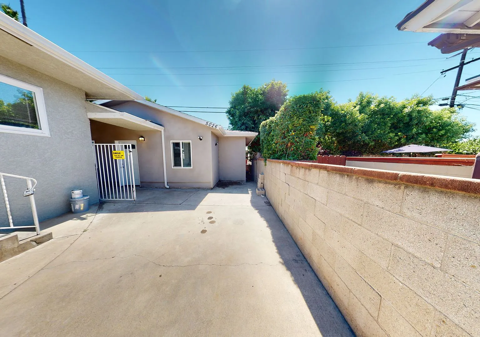 3BD house on Rockford! — Photo 2
