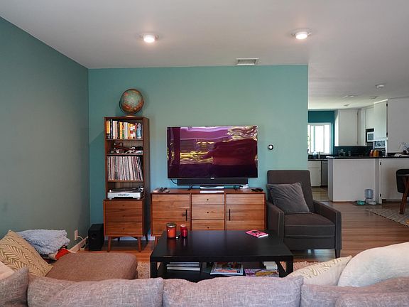 2nd image of 4353 Colfax Ave