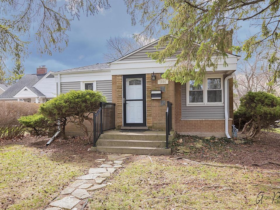 1st image of 1004 Harvard Ct
