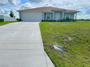 9025 E Broad Ct, Labelle, FL 33935