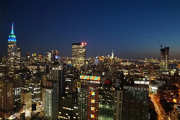 Rented by Compass | media 4