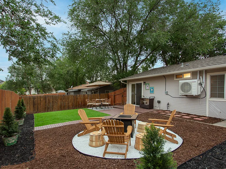 3715 N Hancock Ave — Photo 40