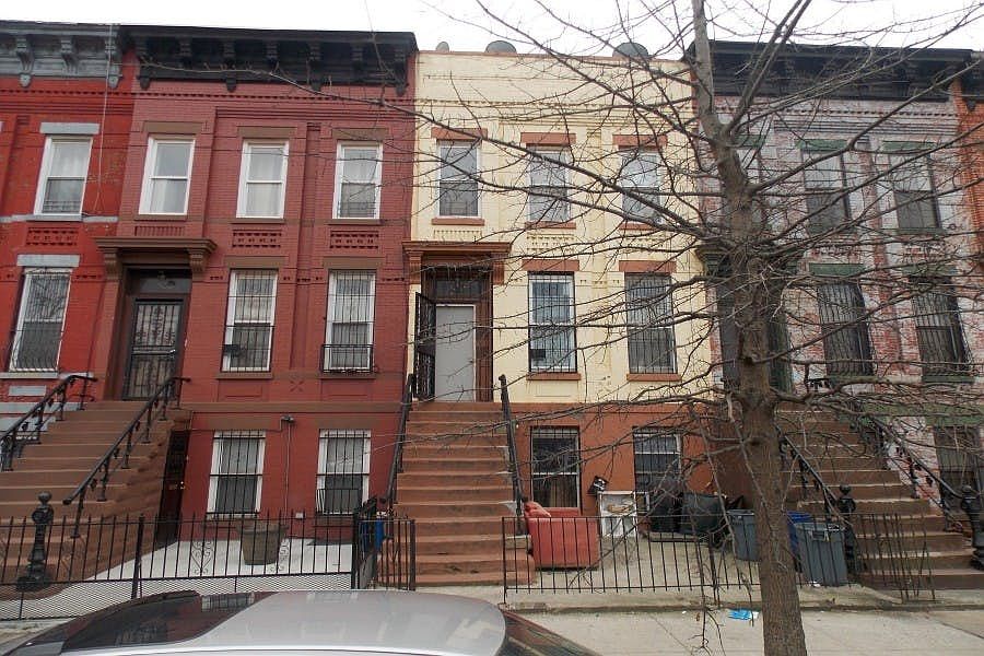 1st image of 812 Halsey St