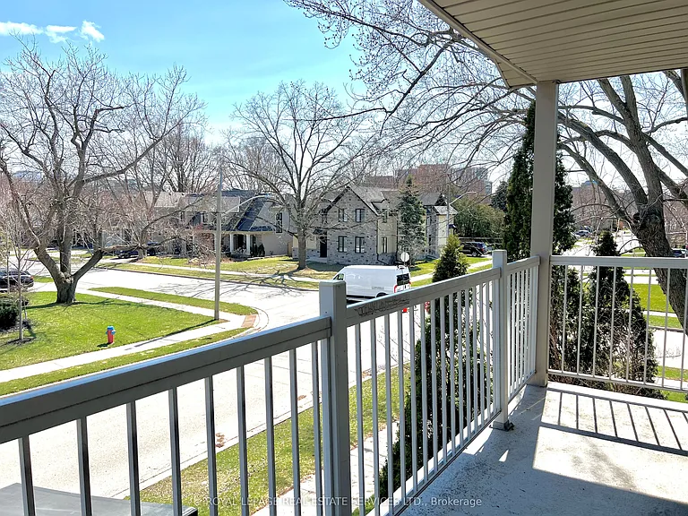 2329 Belyea St #3 — Photo 8