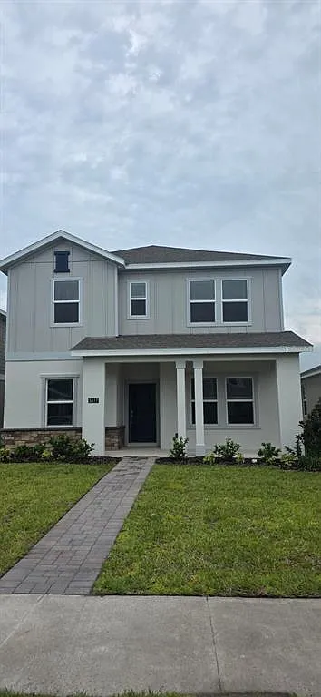 4 bed, 3.0 bath, 2462 sqft, $3,000 — Photo 1