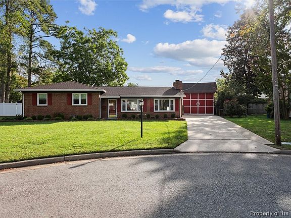 2nd image of 394 Mohea Cir