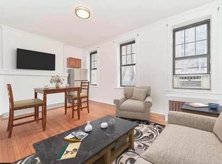 28 E 12th St APT 3A, New York, NY 10003