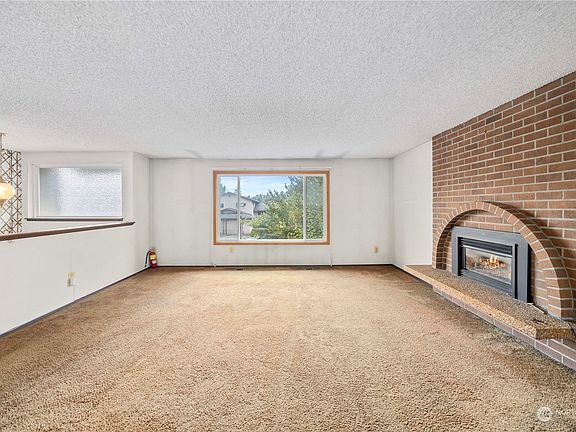 2nd image of 4622 S 288th Place