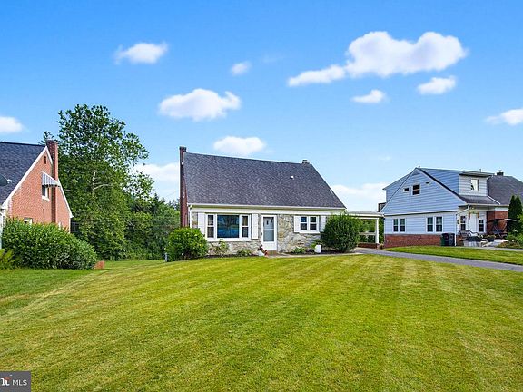 4th image of 1316 Meadowcreek Ln