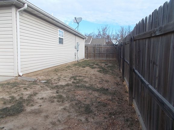 5th image of 15878 Tamarack Ln