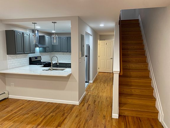 4th image of 265 W 136th St #A