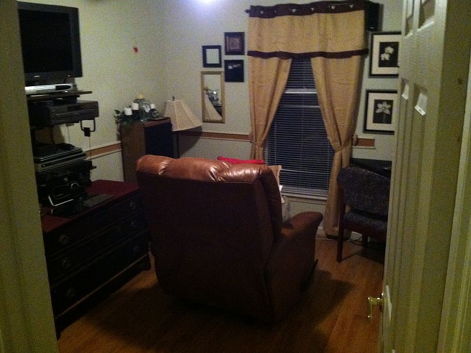 1st image of 1122 Old South Ln