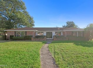 7418 Sandy Bluff Dr, Jacksonville, FL 32277