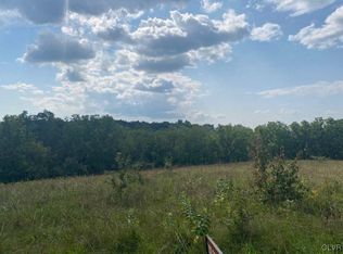 3646 Highland Rd, Orefield, PA 18069