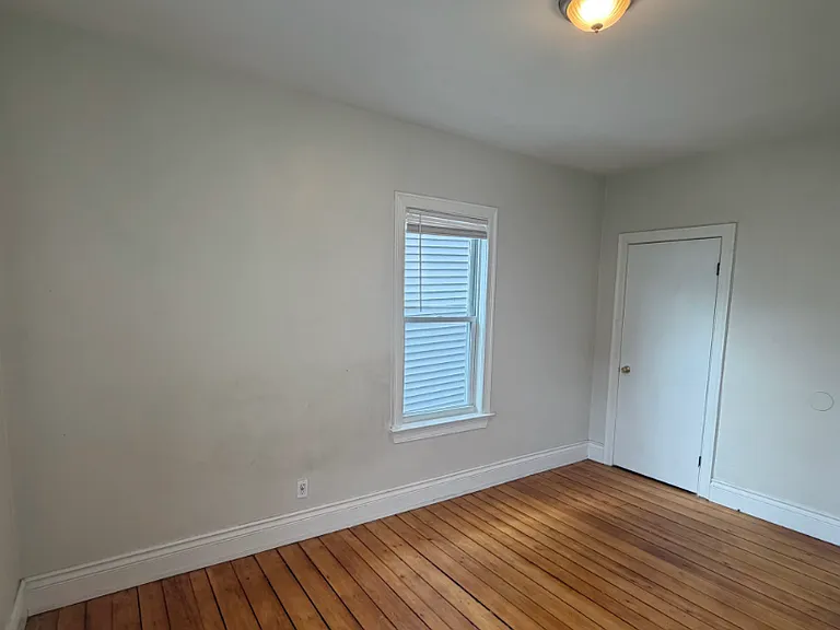 255 Fountain St, Unit 2 Fall River, MA 3 Bedrooms 1 Bathroom — Photo 27