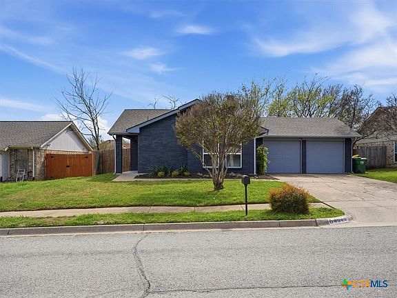 2nd image of 6464 Highview Ter