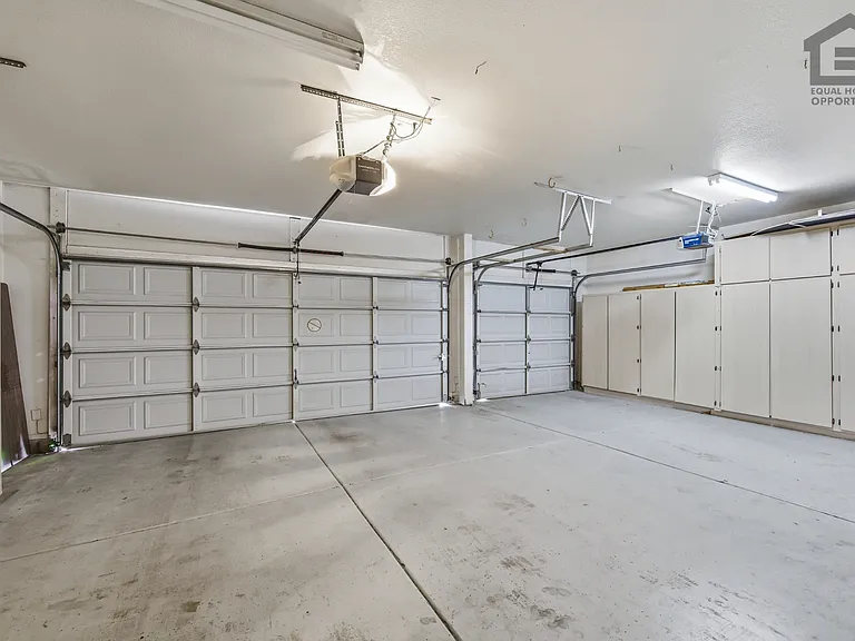 6288 W Rose Garden Ln — Photo 37