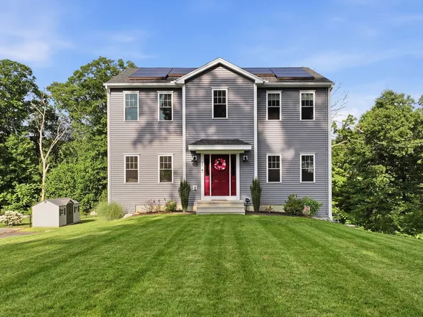 83 Saint Louis St, Worcester, MA 01607