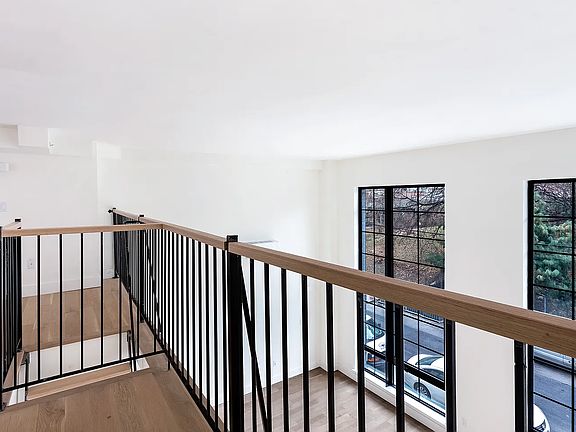 5th image of 25 Bruckner Blvd APT 2F