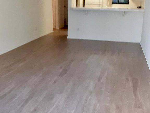 5th image of 1174 Amherst Ave APT 107