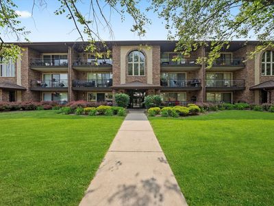 7515 Sheridan Dr APT 1D, Willowbrook, IL, 60527