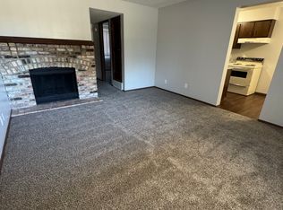 2441 N 44th St #3, Lincoln, NE 68524