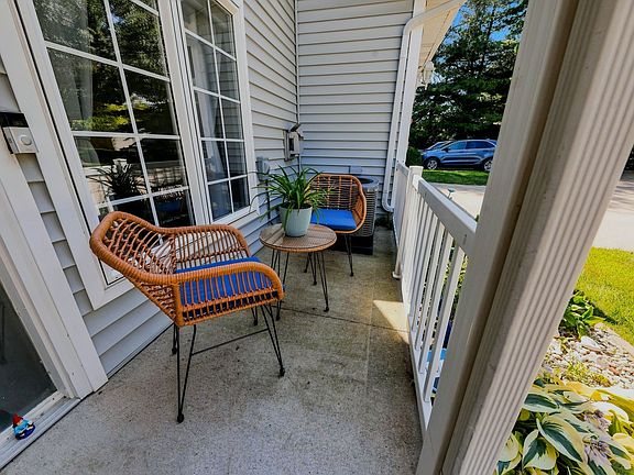 2nd image of 500 N Valley Dr Unit 206