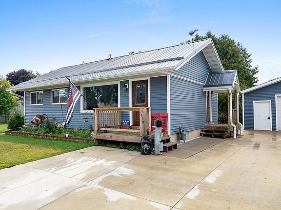 2nd image of 2319 38th STREET