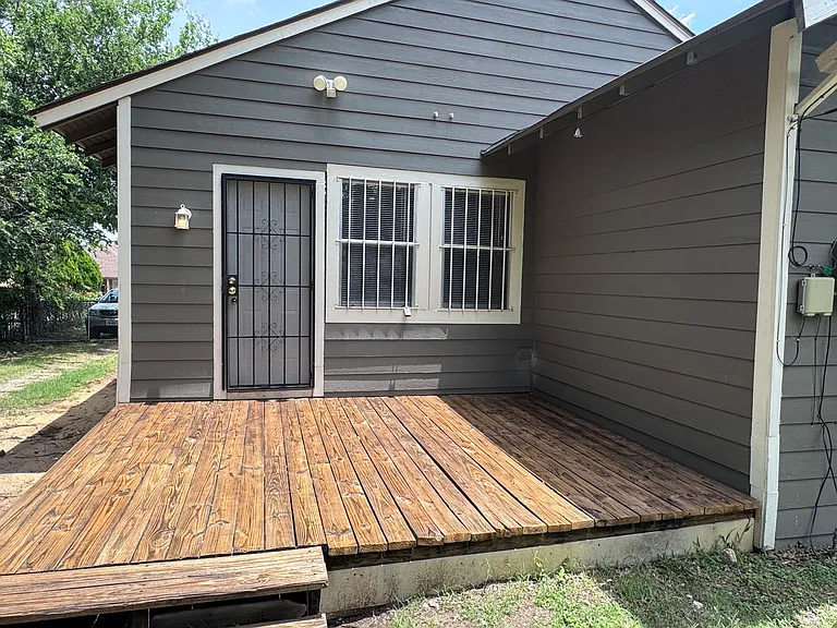 2607 S Ewing Ave — Photo 11