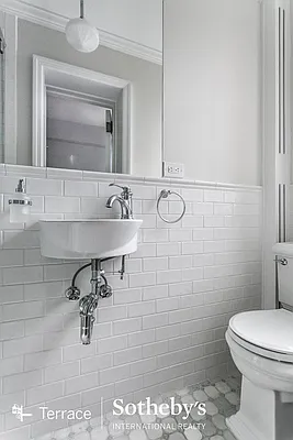 Sold by Terrace Sotheby's International Realty | media 27