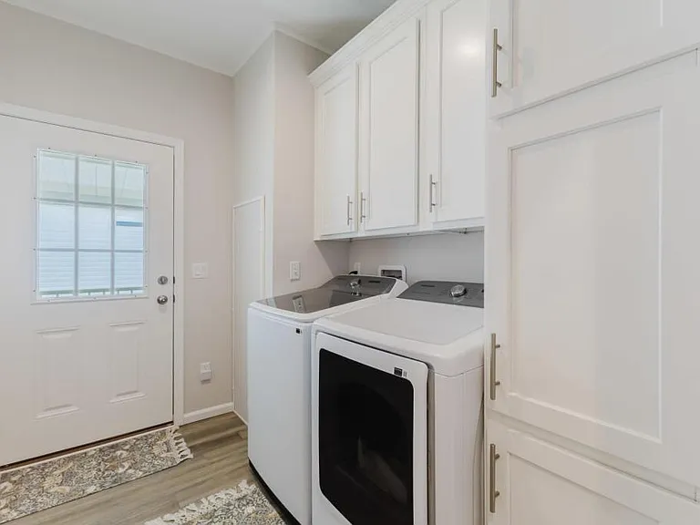 11596 Palm Dr — Photo 23