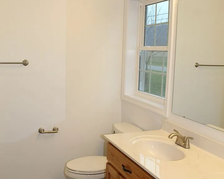 11560 Punch Bowl Rd — Photo 17