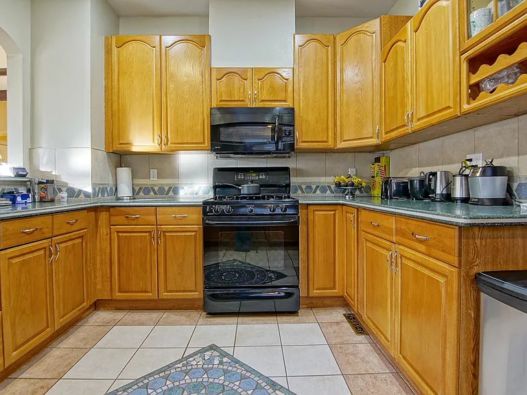 6556 Cleopatra Pl NW — Photo 10