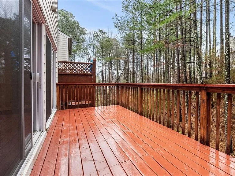 3944 Howell Park Rd — Photo 32